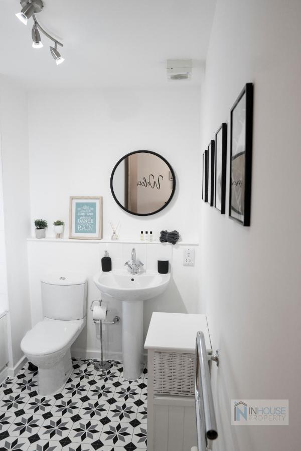 Modern City Centre Apartment Wifi Netflix Nottingham Bagian luar foto